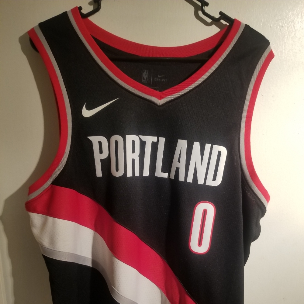 NIKE"PORTLAND TRAILBLAZER LILLARD" JERSEY SZ.52